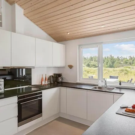 Bl1564-blokhus-ved-skoven-8 *